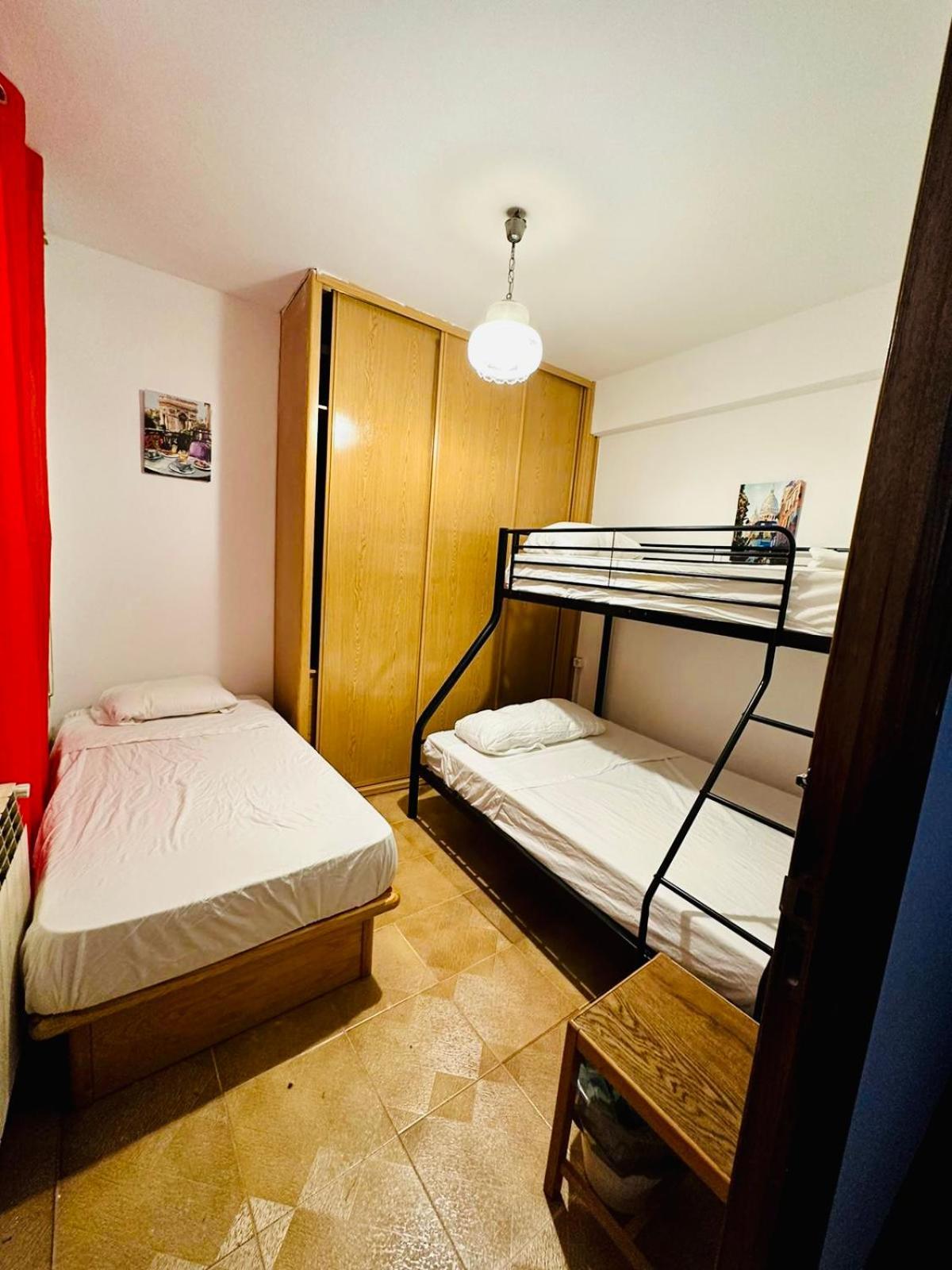 Punta Me Rooms In The Best Location Of Madrid Downtown Exterior photo